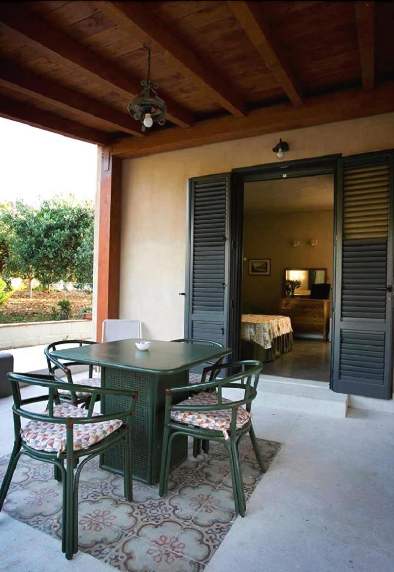Baglio Sant'Andrea Bed & Breakfast Валдериче Екстериор снимка