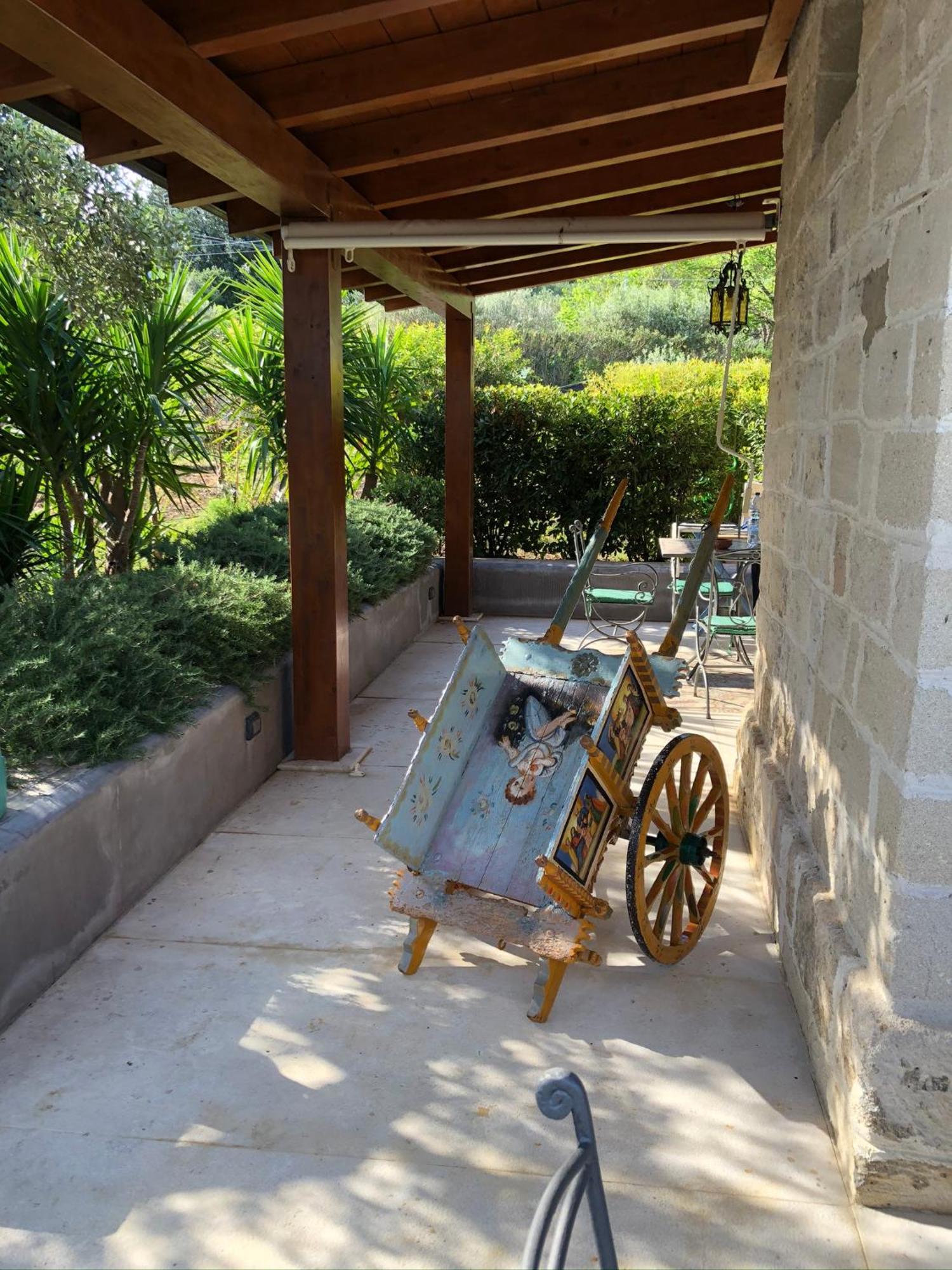 Baglio Sant'Andrea Bed & Breakfast Валдериче Екстериор снимка